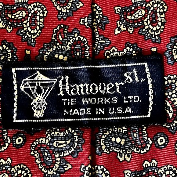 Hanover St Vintage Tie Paisley Red Silk The Works USA - Picture 3 of 7